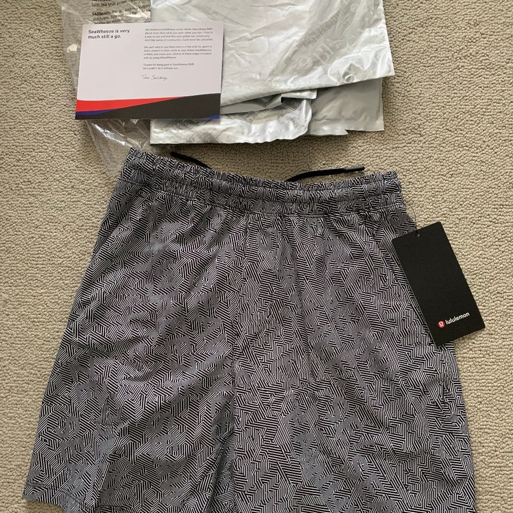 Seawheeze Pace Breaker 7-inch Linerless Short